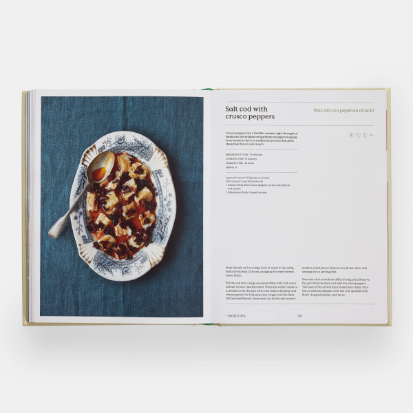 The Regional Italian Cookbook: Recipes from The Silver Spoon The Regional Italian Cookbook: Recipes from The Silver Spoon