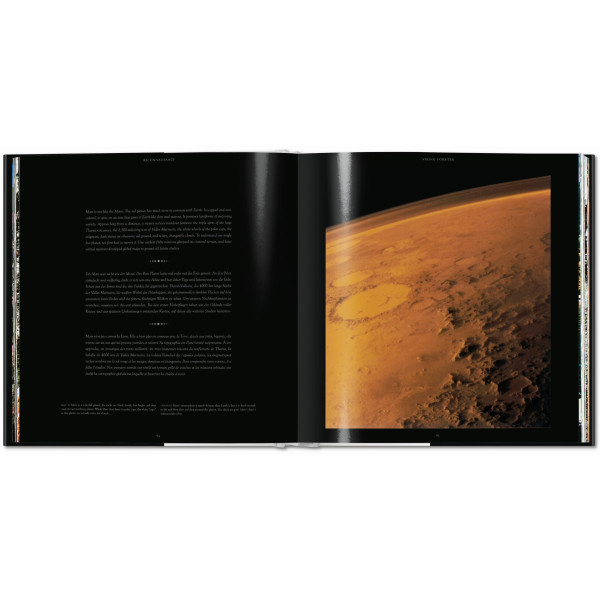 Mars. Photographs from the NASA Archives