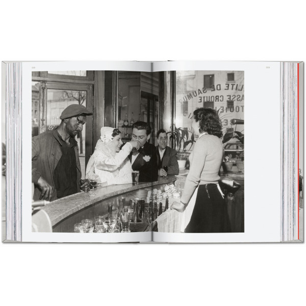 Robert Doisneau. Paris. 45th Ed.