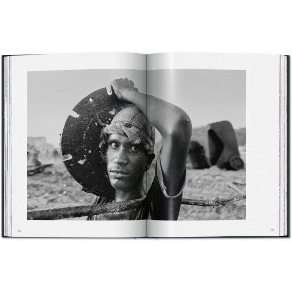 Sebastião Salgado. Workers Sebastião Salgado. Workers